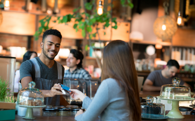 TVA vente ou prestation de service : quel traitement ?